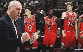 芝加哥公牛训练开放日，赛后调整名单引欢呼，意甲在即，赛程密集仍需轮换(芝加哥公牛最新消息)