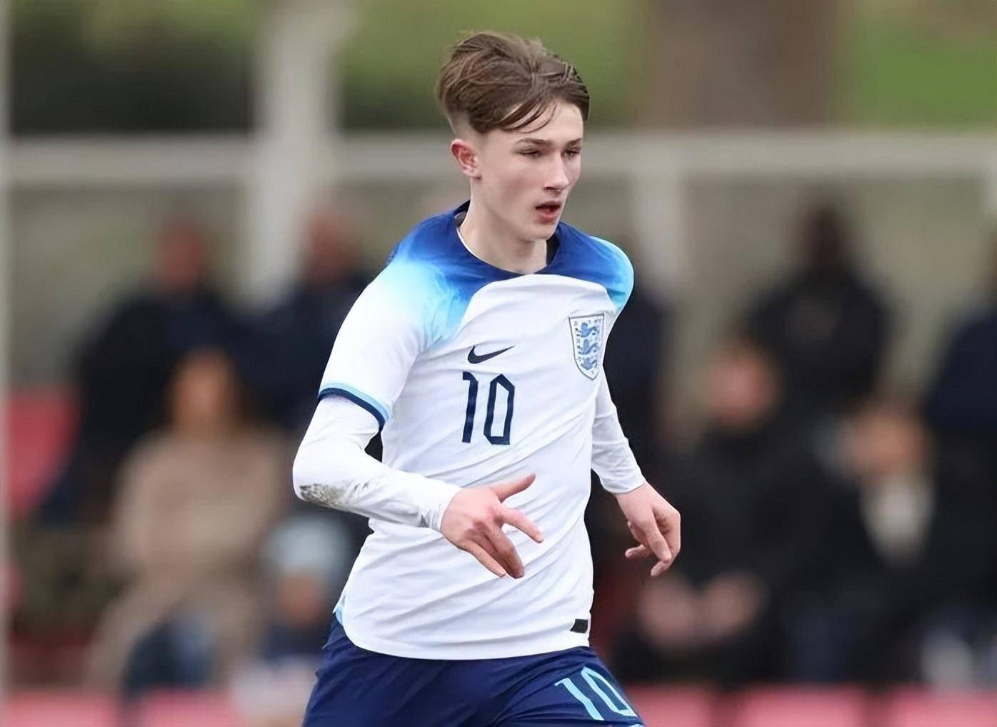 今夜欧超杯传出新动向,罗马队长鼓劲,管理层表态:媒体盛赞,球探报告显示潜力的简单介绍 今夜欧超杯传出新动向,罗马队长鼓劲,管理层表态:媒体盛赞,球探报告显示潜力的简单介绍