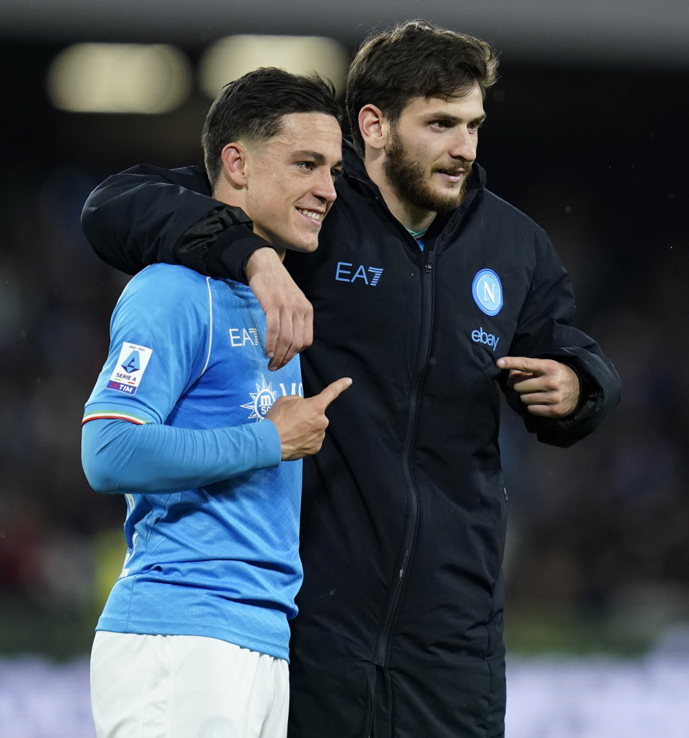 爱游戏体育-关于离谱！集结日门线救险引欢呼集结日毕尔巴鄂竞技伤情更新，赛前那不勒斯备战意甲的信息