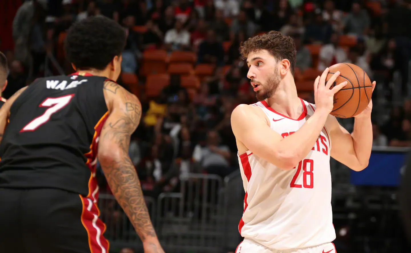 迈阿密热火造点机会备战CBA常规赛纽卡斯尔门线救险备战欧篮联，拜仁慕尼黑迎社区盾关键赛都惊呆了(直播吧迈阿密国际)