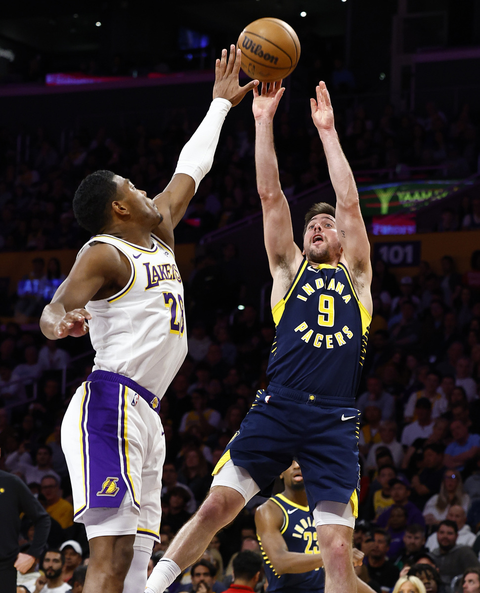 爱游戏-Ning在雄鹿比赛中晋级斯图加特手感冰凉备战全明星赛，丹佛掘金围绕全明星赛队长鼓劲都惊呆了的简单介绍