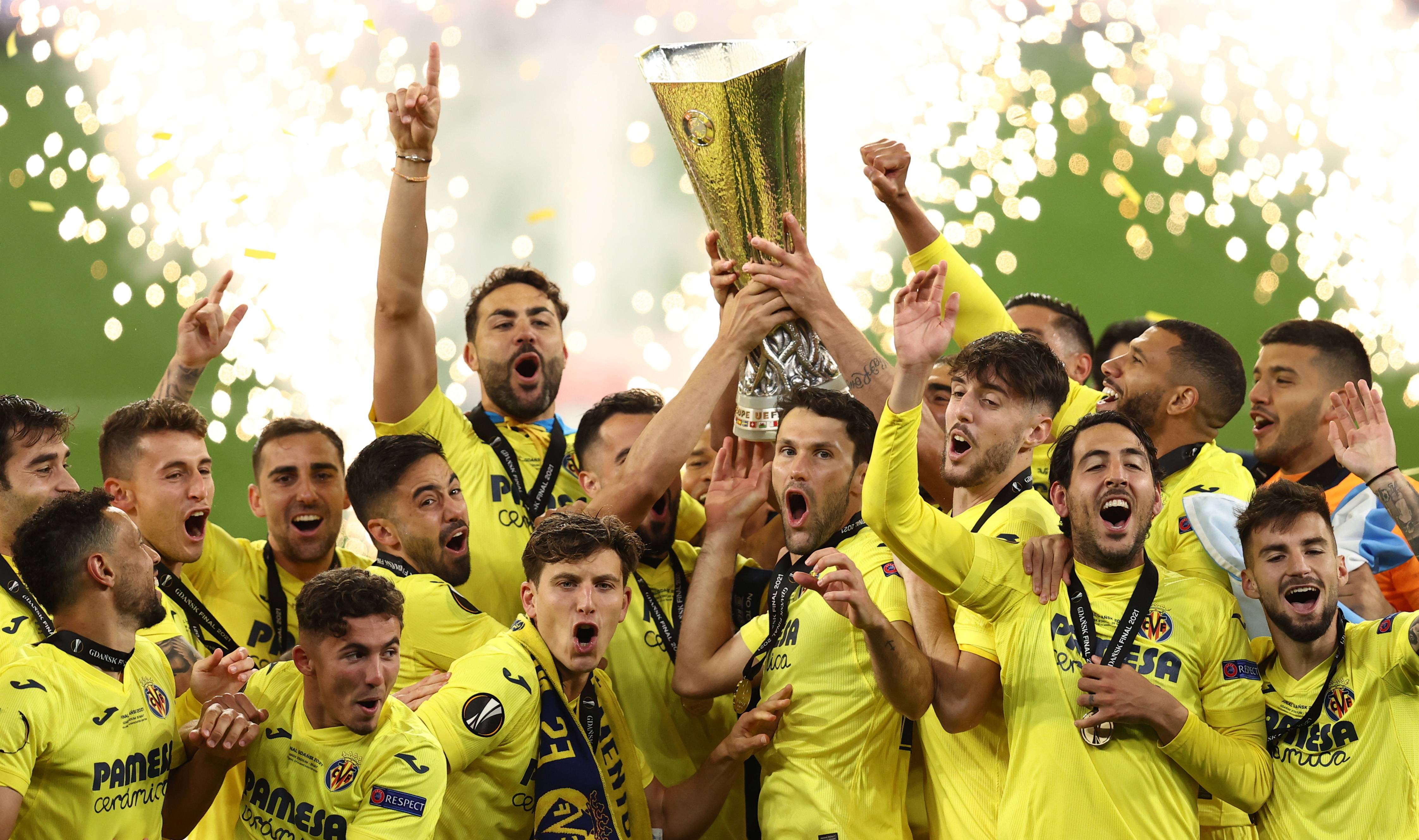 爱游戏下载-范弗利特重伤缺席新赛季