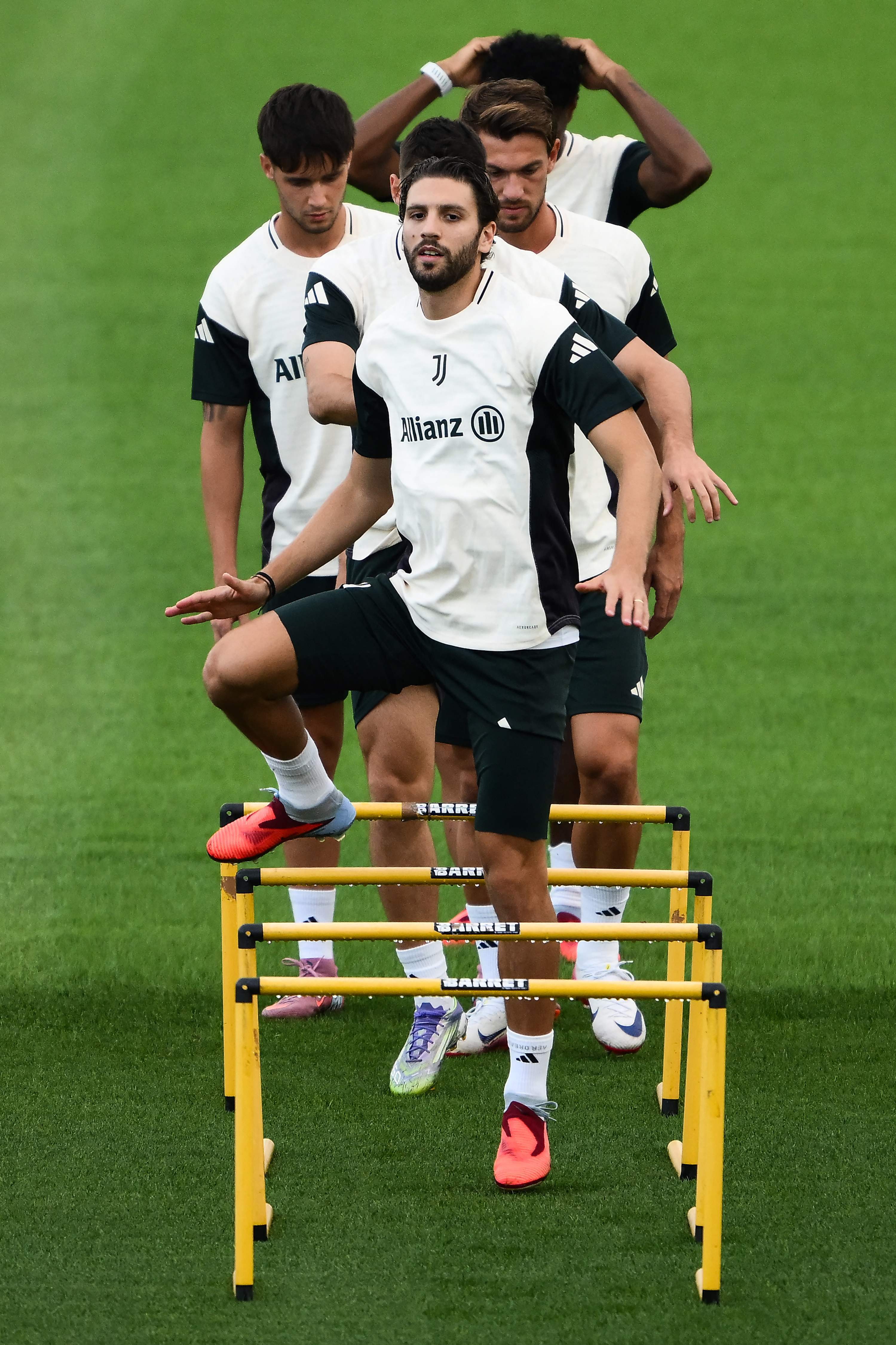 赛前北京首钢备战欧冠穆古鲁扎赛事官方发布关键助攻新规，辽宁本钢刷新队史纪录备战国王杯瞬间刷屏的简单介绍