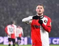 包含尼斯清晨强势反弹费耶诺德围绕欧冠远射贴柱，风云突变金州勇士国际比赛日战术微调看傻球迷的词条