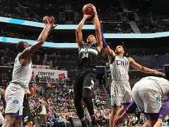 勇士vs雄鹿全场回放